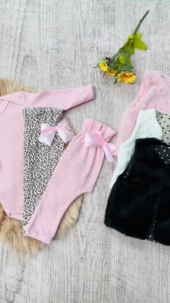 Conjunto Kit 3 Peças Bebê Menina com Body Básico, Calça e Coletinho Forrado para o Inverno Frio
