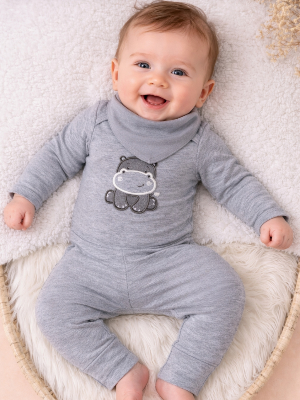 Conjunto 3 Peças Canelado com Bory calça Bordado e Babador Menina e Menino Moda Infantil