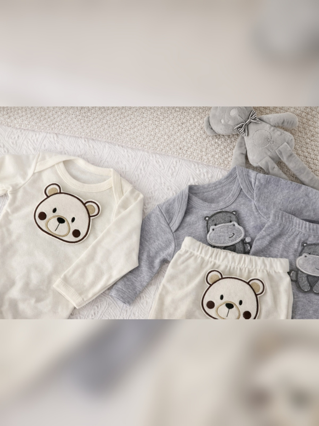 Conjunto 3 Peças Canelado com Bory calça Bordado e Babador Menina e Menino Moda Infantil