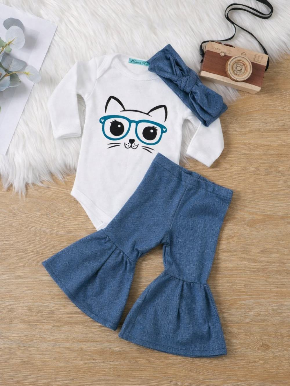 Conjunto Bebe Menina Estilo Bloguerinha Body Manga Longa com Calça de Sarja + Faixinha de Cabelo