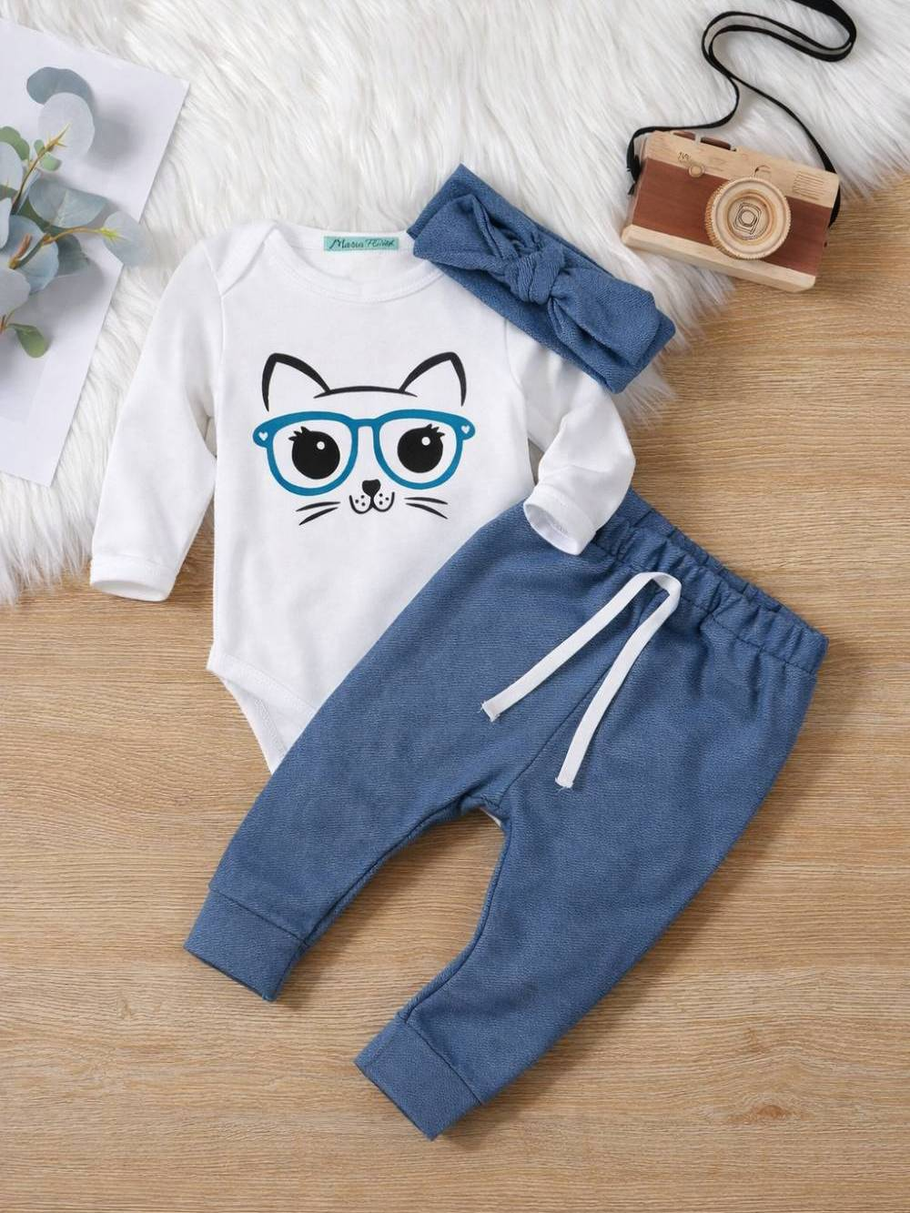 Conjunto Bebe Menina Estilo Bloguerinha Body Manga Longa com Calça de Sarja + Faixinha de Cabelo