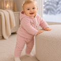 Conjunto Bebê Menina em Soft Bordado Capuz com Laço 2 Peças Casaco + Calça para Bebê Inverno